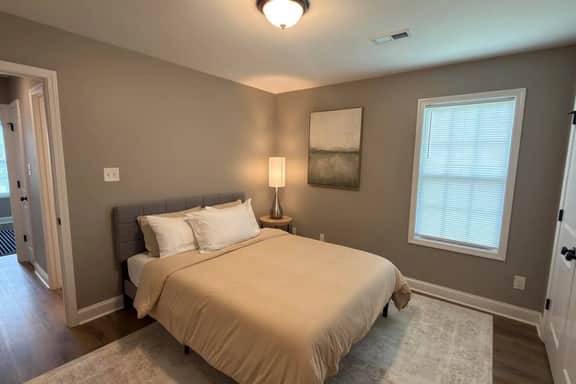 Sleeps 8 | Game Room | Near UT & Neyland Stadium