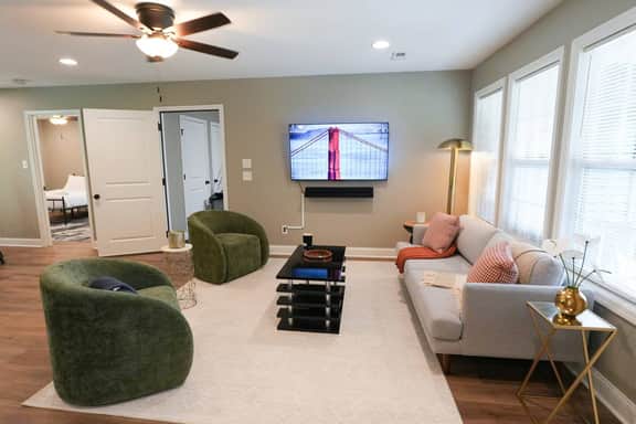 Sleeps 8 | Game Room | Near UT & Neyland Stadium