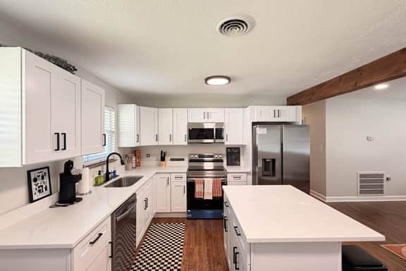 Vol House 4BD Near Neyland Stadium & Downtown Knox - Image 5